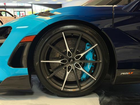Used 2022 McLaren 765LT RWD image 7