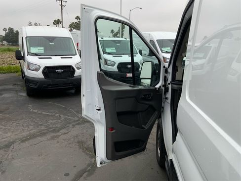 Used 2020 Ford Transit 250 Medium Roof w/ Load Area Protection Package image 20