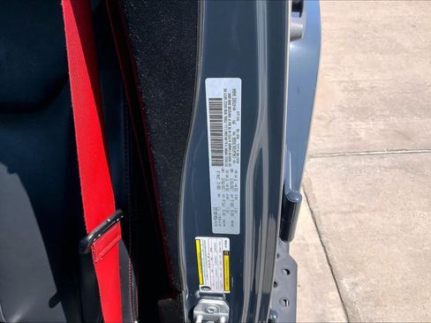 Used 2017 Jeep Wrangler Unlimited Rubicon AWD/4WD image 31