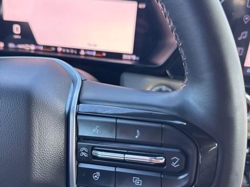 Used 2023 Chevrolet Colorado ZR2 w/ ZR2 Convenience Package III image 38