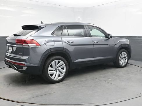 Used 2020 Volkswagen Atlas Cross Sport SE AWD/4WD image 8