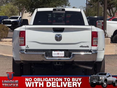 Used 2024 RAM 3500 Tradesman w/ Chrome Appearance Group AWD/4WD image 6