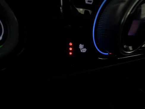 Used 2024 Chevrolet Silverado 1500 LT image 42