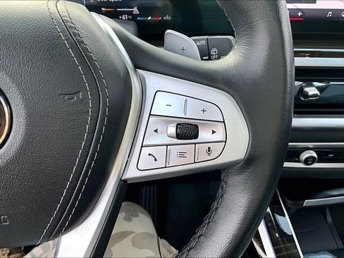 Used 2025 BMW X7 xDrive40i image 12