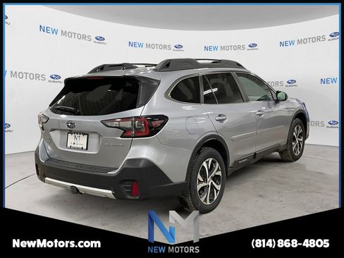 Used 2022 Subaru Outback Limited image 5