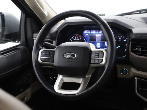 Used 2024 Ford Expedition Max Limited AWD/4WD image 17