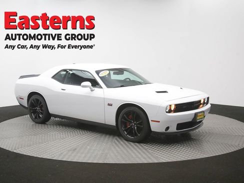 Used 2018 Dodge Challenger R/T w/ Blacktop Package RWD image 46