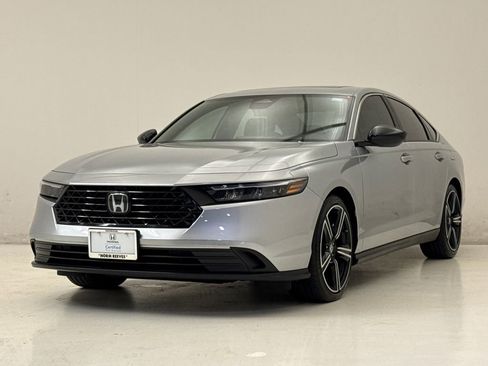 Certified 2025 Honda Accord Sport image 2
