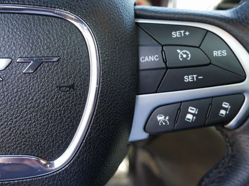 Used 2015 Jeep Grand Cherokee SRT w/ Luxury Group II image 17