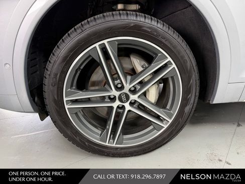 Used 2021 Audi Q5 e Prestige AWD/4WD image 13