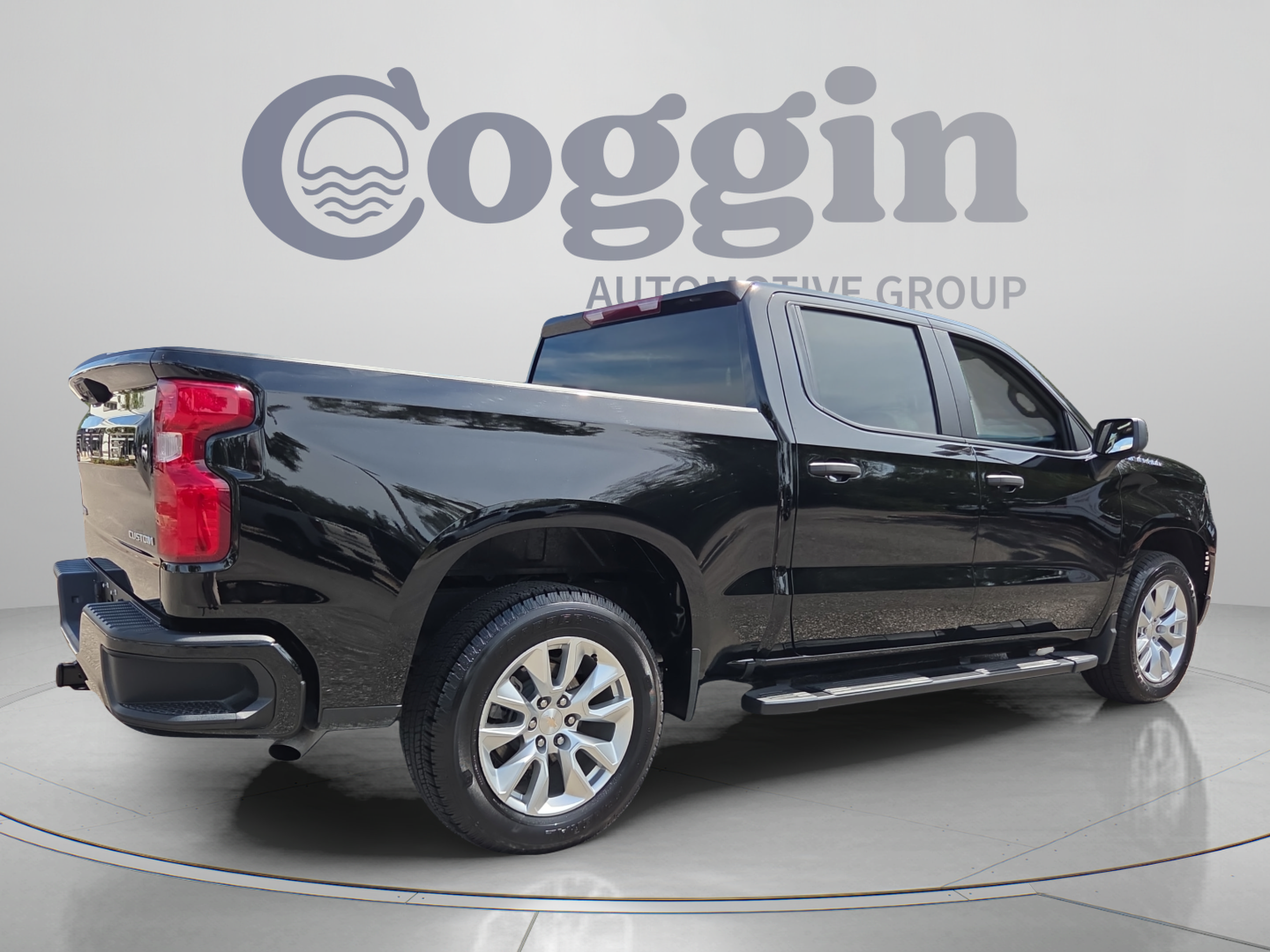 Used 2026 Chevrolet Silverado 1500 Custom RWD image 5