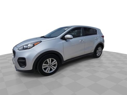 Used 2019 Kia Sportage LX FWD image 4