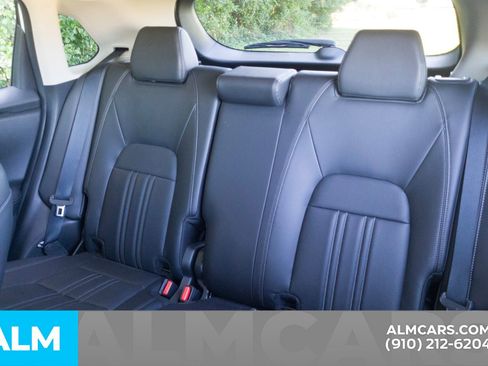 Used 2023 Honda HR-V EX-L image 18