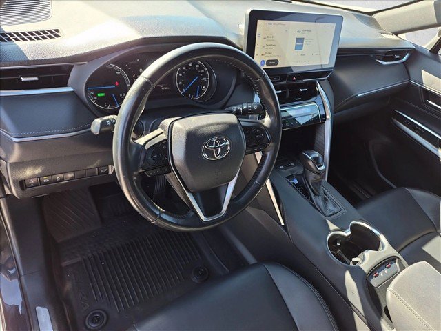 Used 2023 Toyota Venza Nightshade AWD/4WD image 10