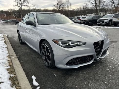 New 2025 Alfa Romeo Giulia w/ Driving Assist Package image 2