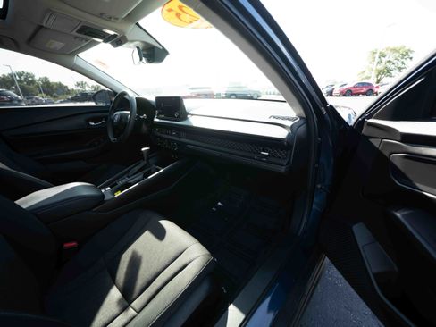 Used 2025 Honda Accord SE image 25