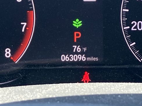Used 2019 Honda Accord Sport image 12