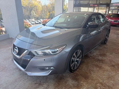 Used 2018 Nissan Maxima 3.5 S image 3