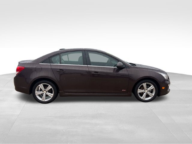 Used 2015 Chevrolet Cruze LT w/ Sun, Sound and Sport Package FWD image 8