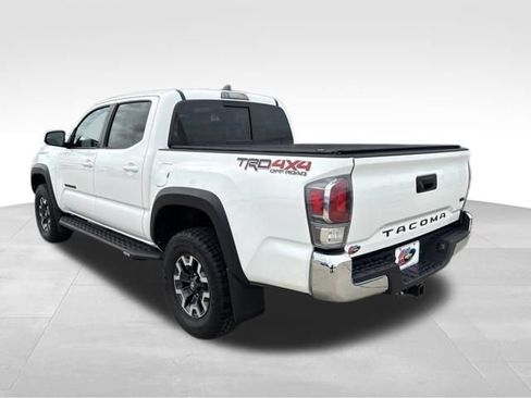 Used 2023 Toyota Tacoma TRD Off-Road w/ Black Out Package (TMS) AWD/4WD image 5