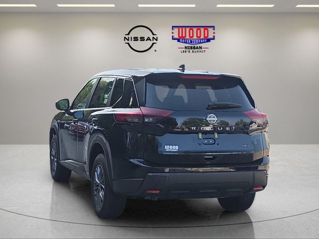 Used 2025 Nissan Rogue S AWD/4WD image 4