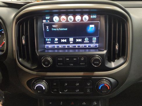 Used 2018 Chevrolet Colorado Z71 image 25