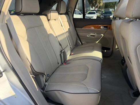 Used 2014 Lincoln MKX FWD w/ Equipment Group 102A image 13