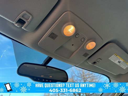 Used 2016 GMC Acadia SLE image 19