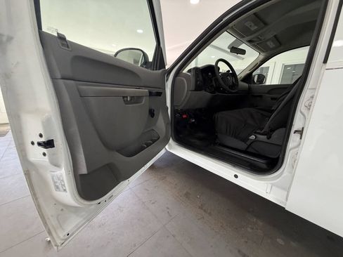 Used 2011 Chevrolet Silverado 1500 W/T RWD image 23