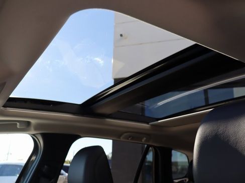 Used 2025 MAZDA CX-50 AWD 2.5 S w/ Premium Plus Pkg image 41