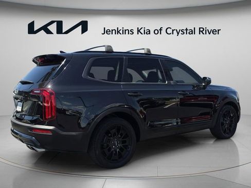 Certified 2022 Kia Telluride EX w/ EX Premium Package AWD/4WD image 5