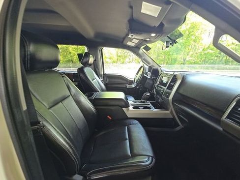 Used 2018 Ford F150 Lariat AWD/4WD image 10