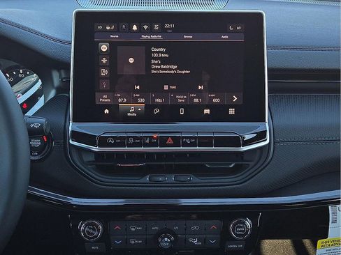 New 2026 Jeep Compass Limited image 11