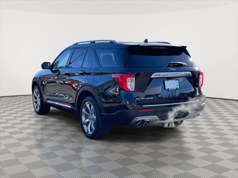 Used 2020 Ford Explorer Platinum w/ Premium Technology Package image 5