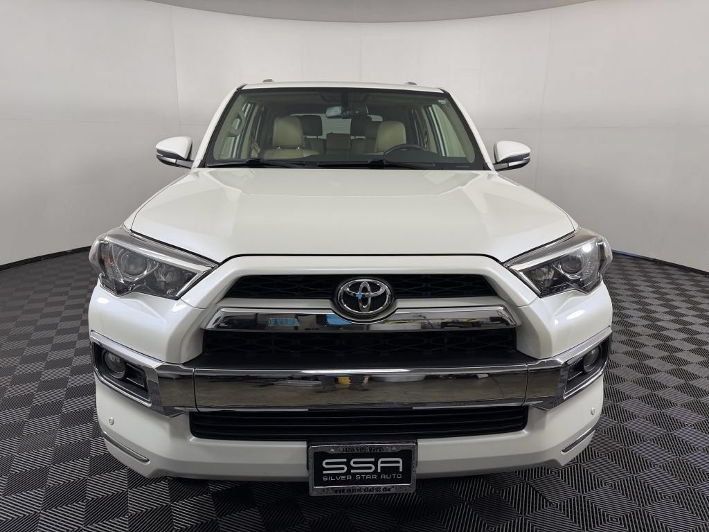 Used 2018 Toyota 4Runner Limited AWD/4WD image 2
