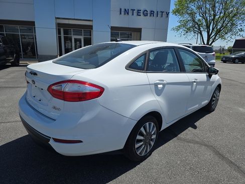 Used 2015 Ford Fiesta S FWD image 6
