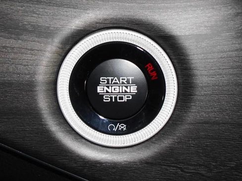 New 2025 Jeep Grand Cherokee Limited image 17