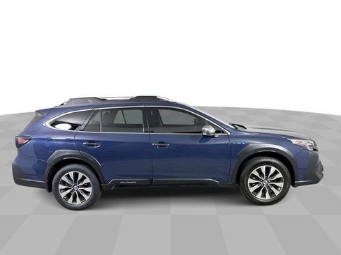 Used 2023 Subaru Outback Touring XT AWD/4WD image 9