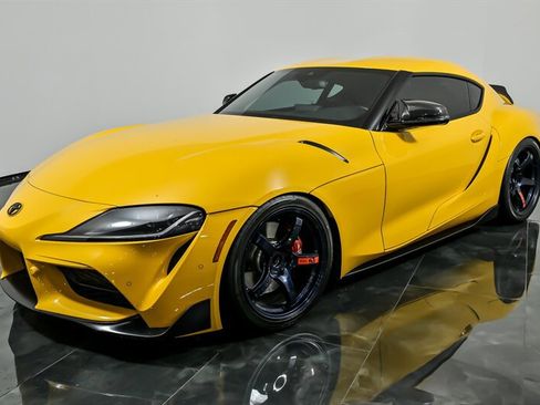 Used 2021 Toyota Supra Premium w/ Driver Assist Package image 5