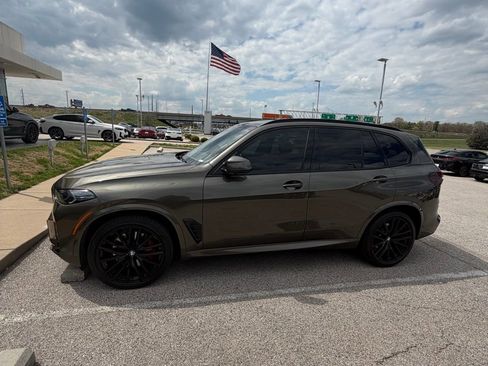 Certified 2024 BMW X5 xDrive40i w/ M Sport Package image 20