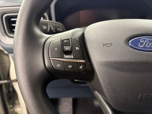 New 2025 Ford Maverick XL w/ Equipment Group 102A image 19