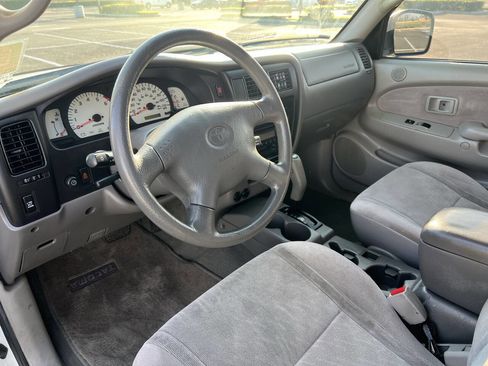 Used 2003 Toyota Tacoma PreRunner image 24