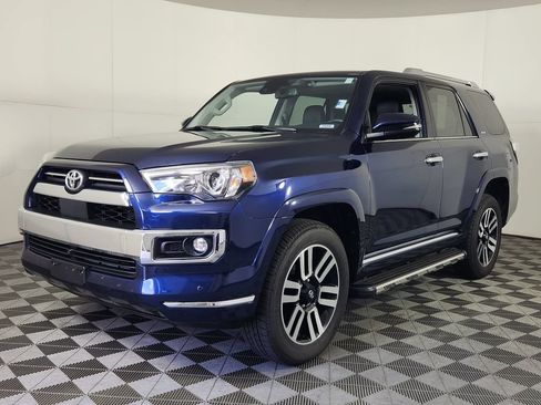 Used 2023 Toyota 4Runner Limited AWD/4WD image 3