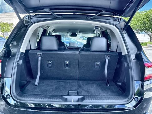 Used 2023 Honda Pilot EX-L image 25