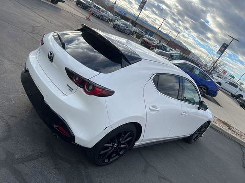 Used 2023 MAZDA MAZDA3 Hatchback w/Premium Plus Pkg image 8