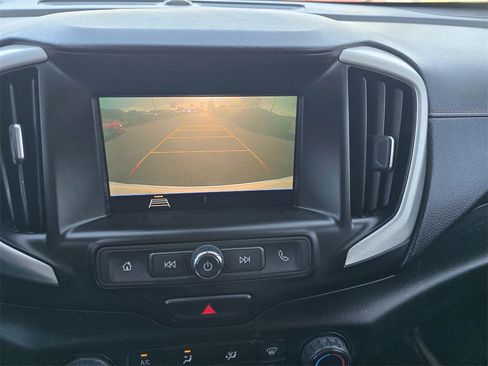 Used 2021 GMC Terrain SLE w/ Elevation Edition image 22