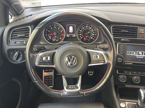 Used 2016 Volkswagen GTI SE FWD image 20