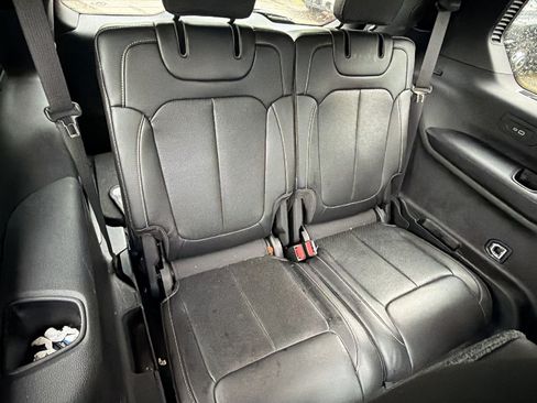 Used 2025 Jeep Grand Cherokee L Limited w/ Luxury Tech Group II AWD/4WD image 23
