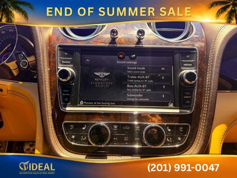 Used 2017 Bentley Bentayga AWD/4WD image 33