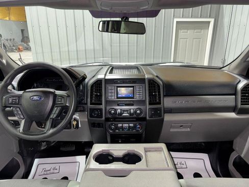 Used 2017 Ford F250 XL w/ Power Equipment Group image 17